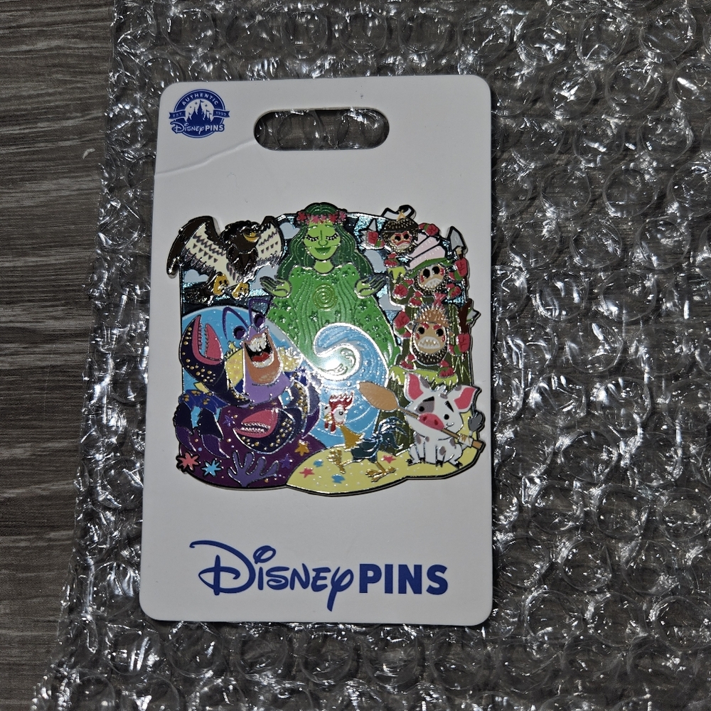 Disney Moana Supporting Cast Large Pin BNWT